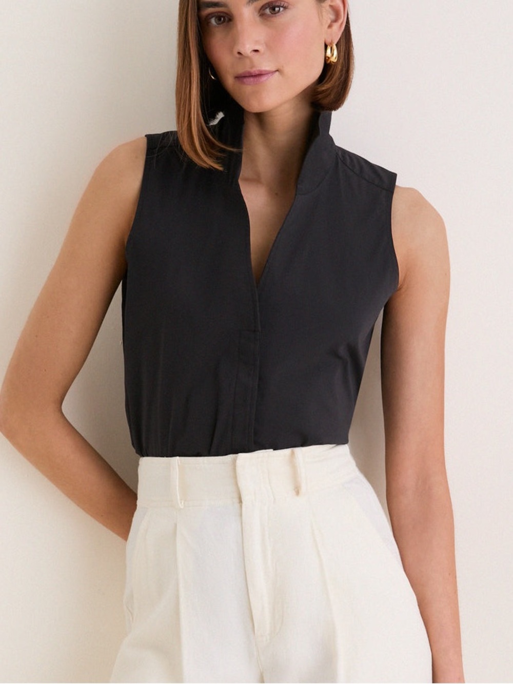 NWT Tuckernuck Black Sleeveless Bessette Button Down